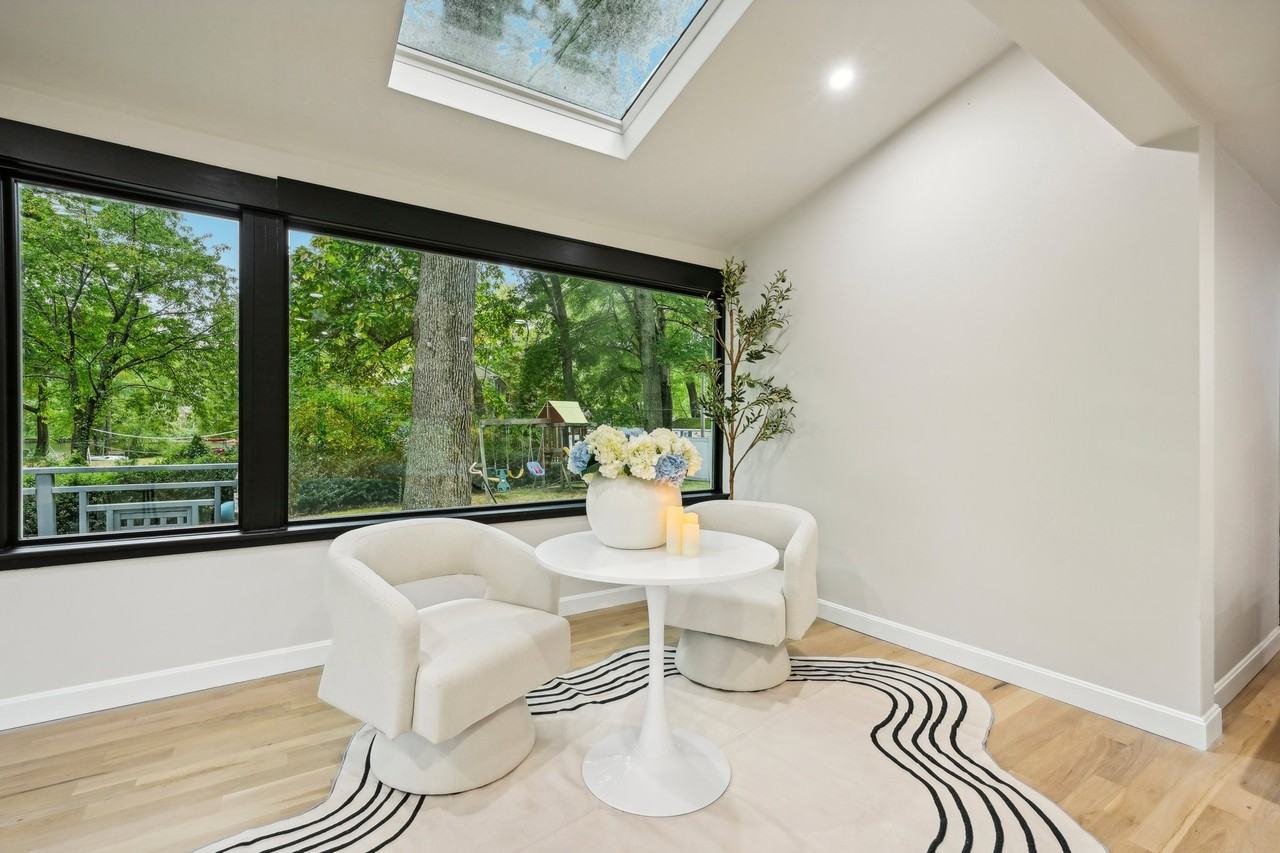 10 Oakridge Rd #NA - Photo 3 of 21