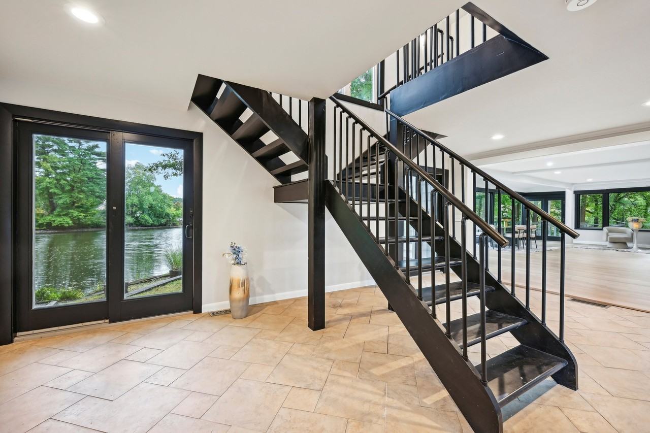 10 Oakridge Rd #NA - Photo 4 of 21