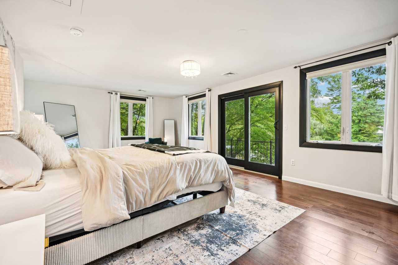 10 Oakridge Rd #NA - Photo 6 of 21