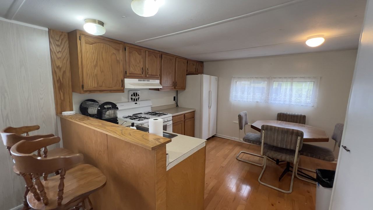 2343 S Marion Ave #NA - Photo 2 of 9