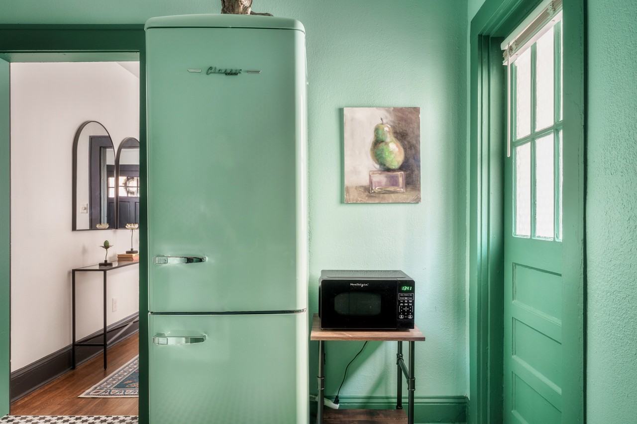 713 Grandin Rd #NA - Photo 4 of 18