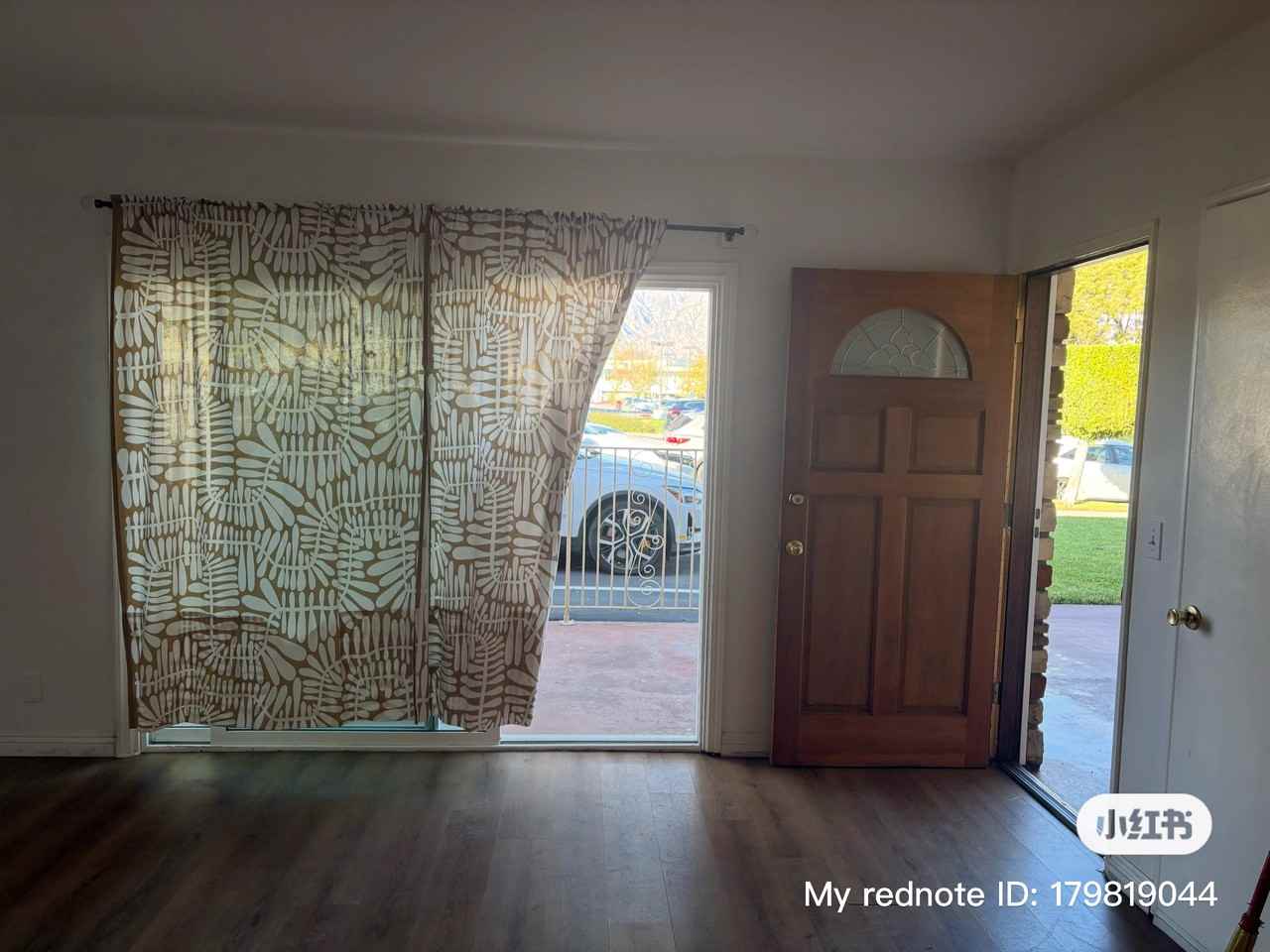 1124 W Huntington Dr #2 - Photo 2 of 8