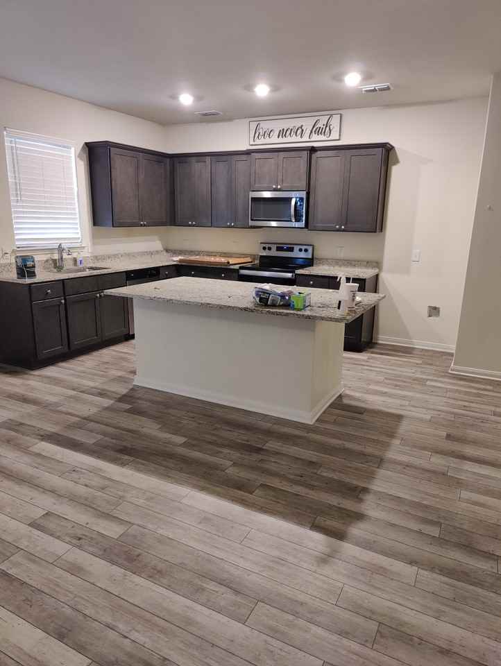 2038 Wooley Way #NA - Photo 3 of 15