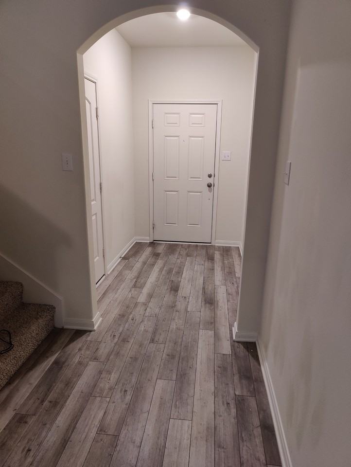 2038 Wooley Way #NA - Photo 4 of 15