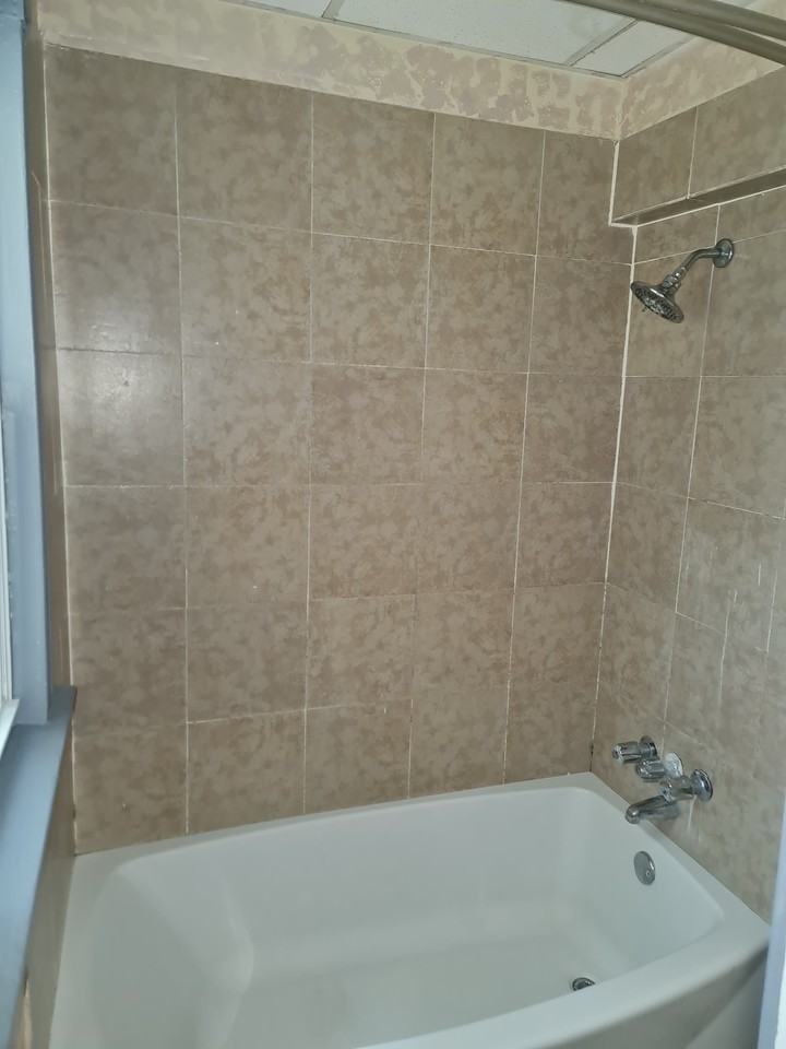 83 Lounsbury Ave #1 - Photo 2 of 12