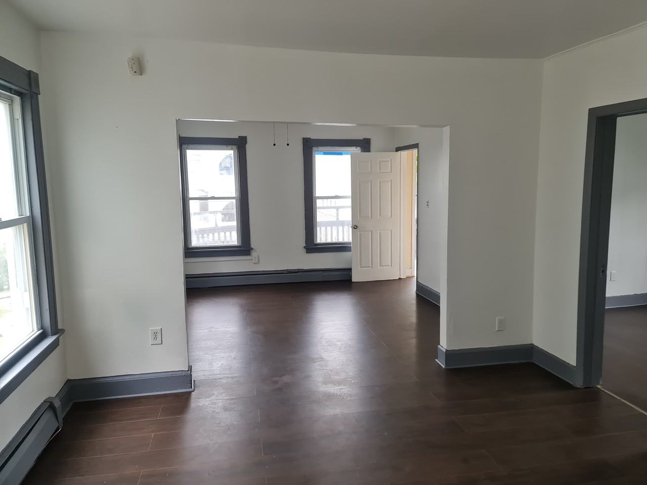 83 Lounsbury Ave #3 - Photo 4 of 7