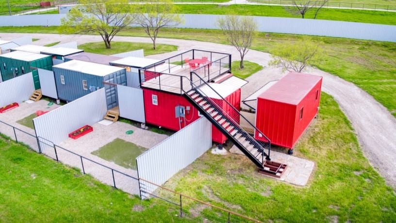 6449 S Interstate 35 #NA - Photo 3 of 7