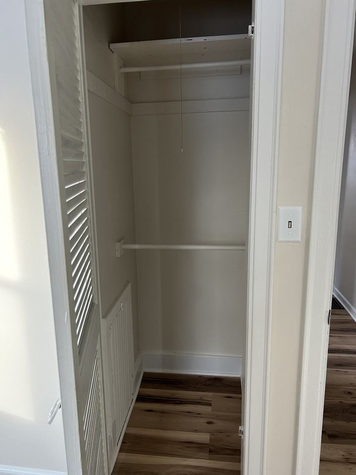 1607 Howard St #NA - Photo 6 of 22