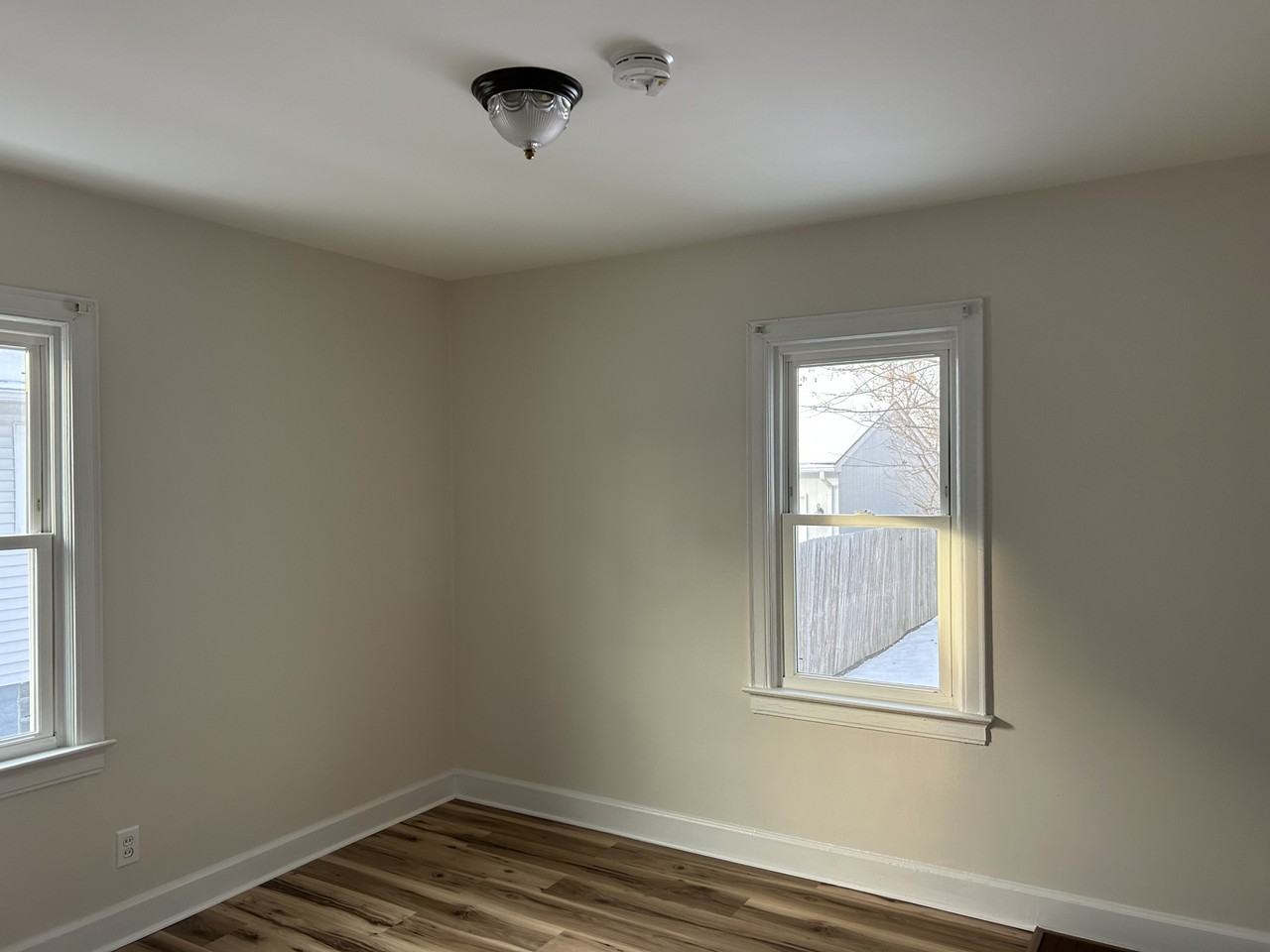 1607 Howard St #NA - Photo 7 of 22