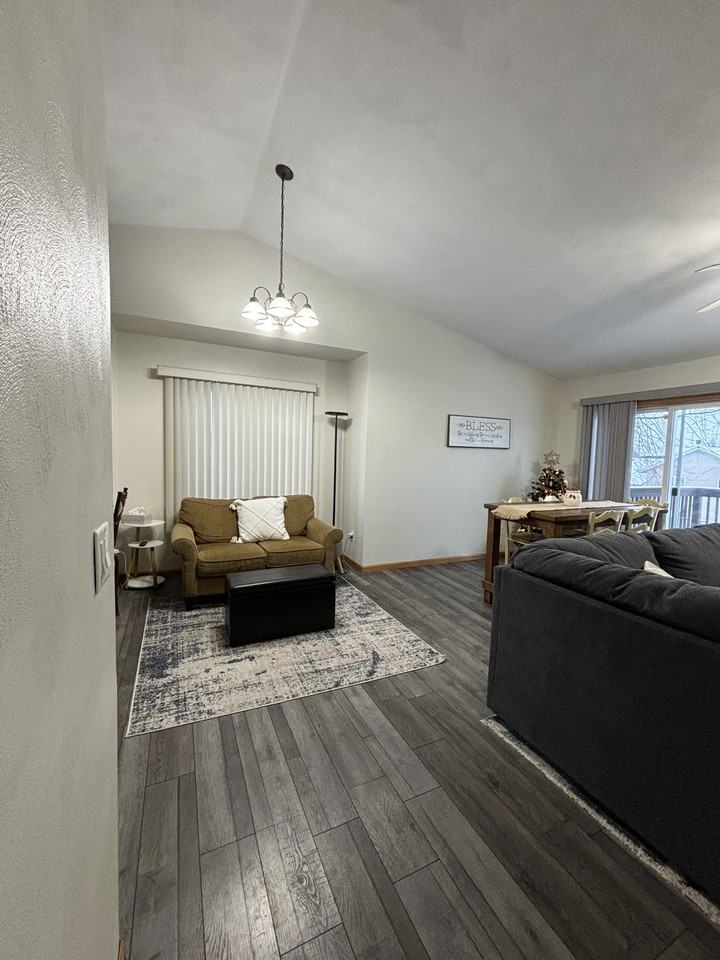 1226 Bellflower Ln #1226 - Photo 4 of 50