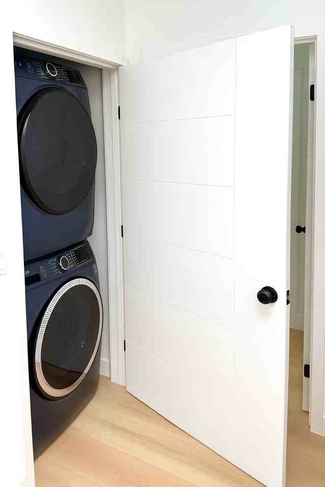 4513 Rosewood Ave #2 - Photo 6 of 8