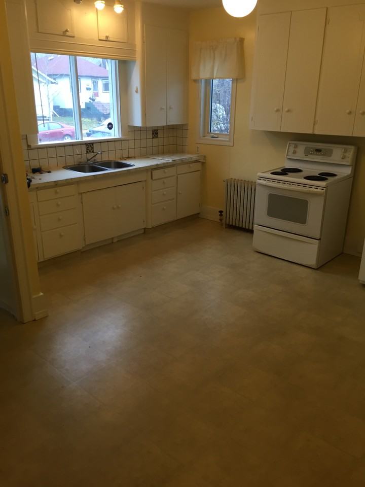 432 Spadina Crescent West - Photo 6 of 10