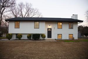 featured image of 926 Tri Cir Ne