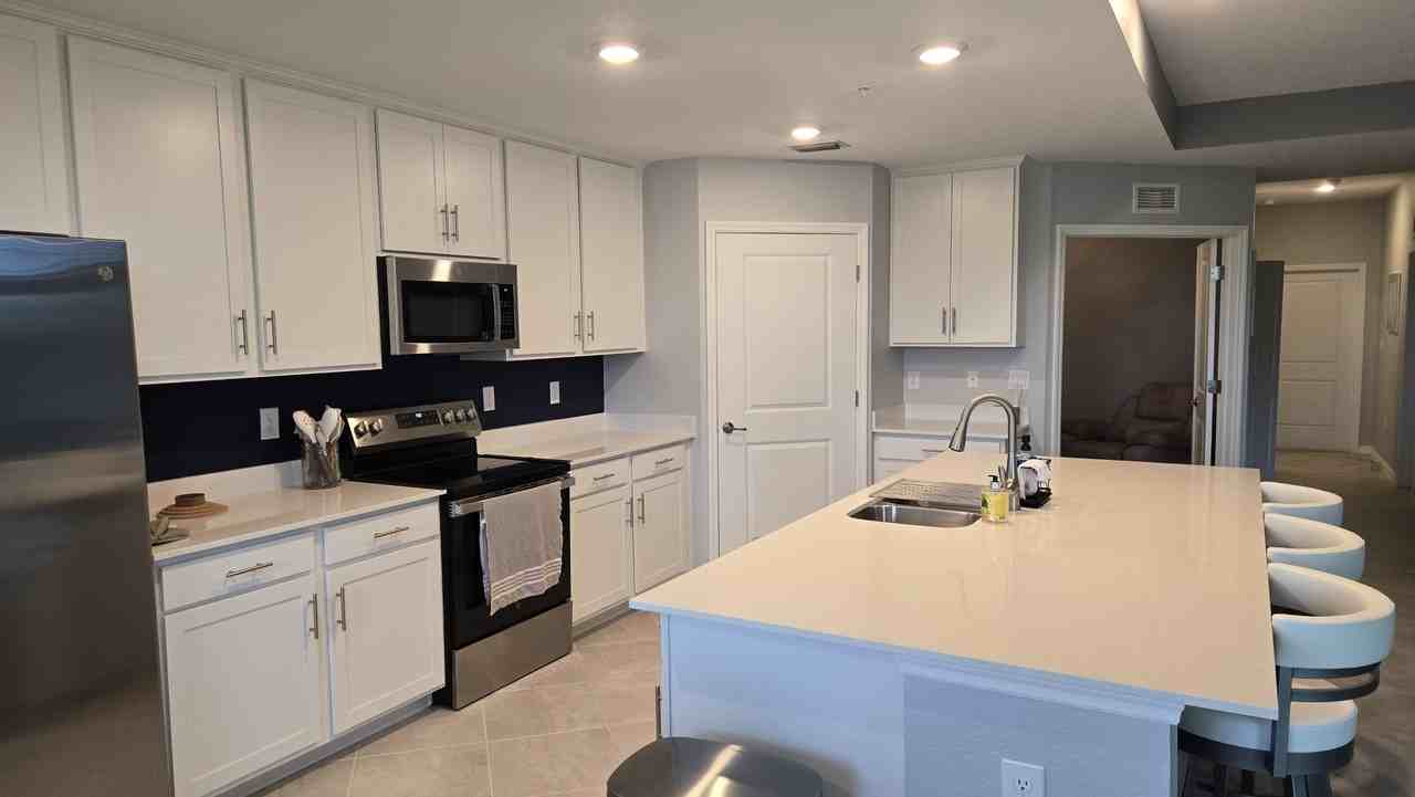 14281 Heritage Landing Blvd #1413 - Photo 2 of 18