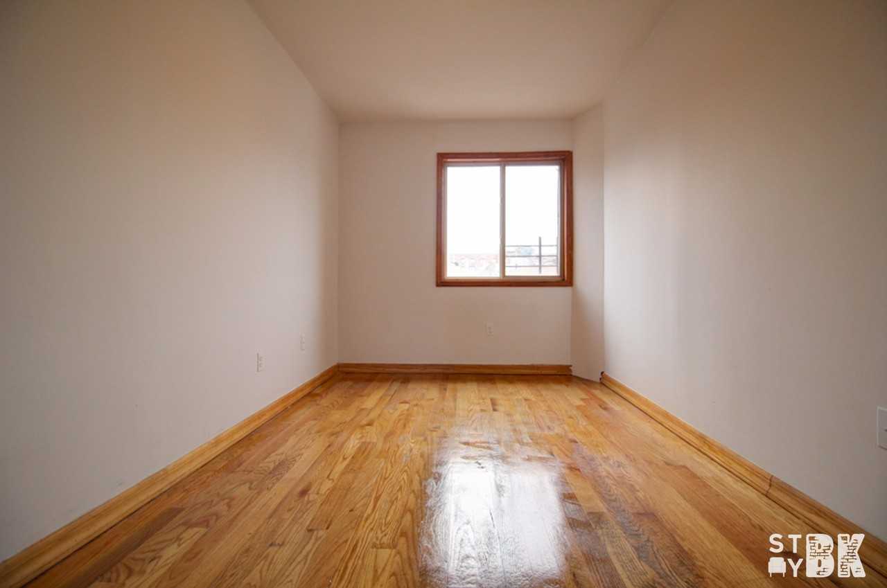 656 Maple Street #2 - Photo 6 of 12