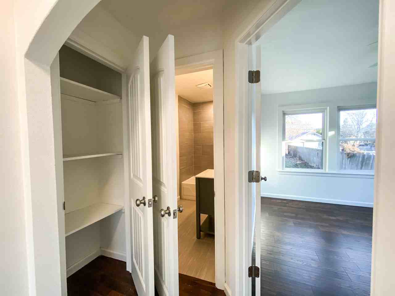 3509 E 4th St #NA - Photo 7 of 23