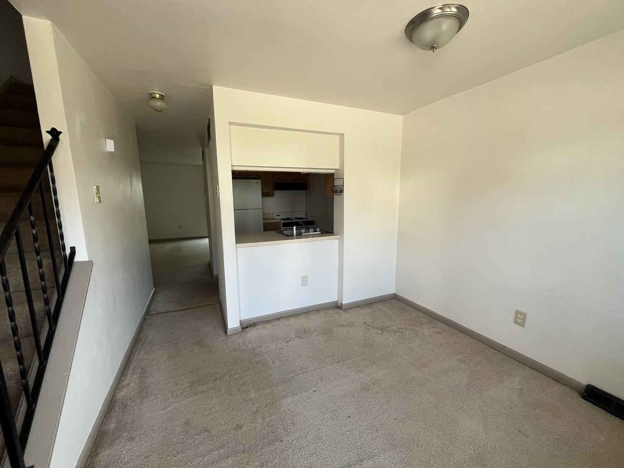 339 Dersam St #1 - Photo 2 of 5