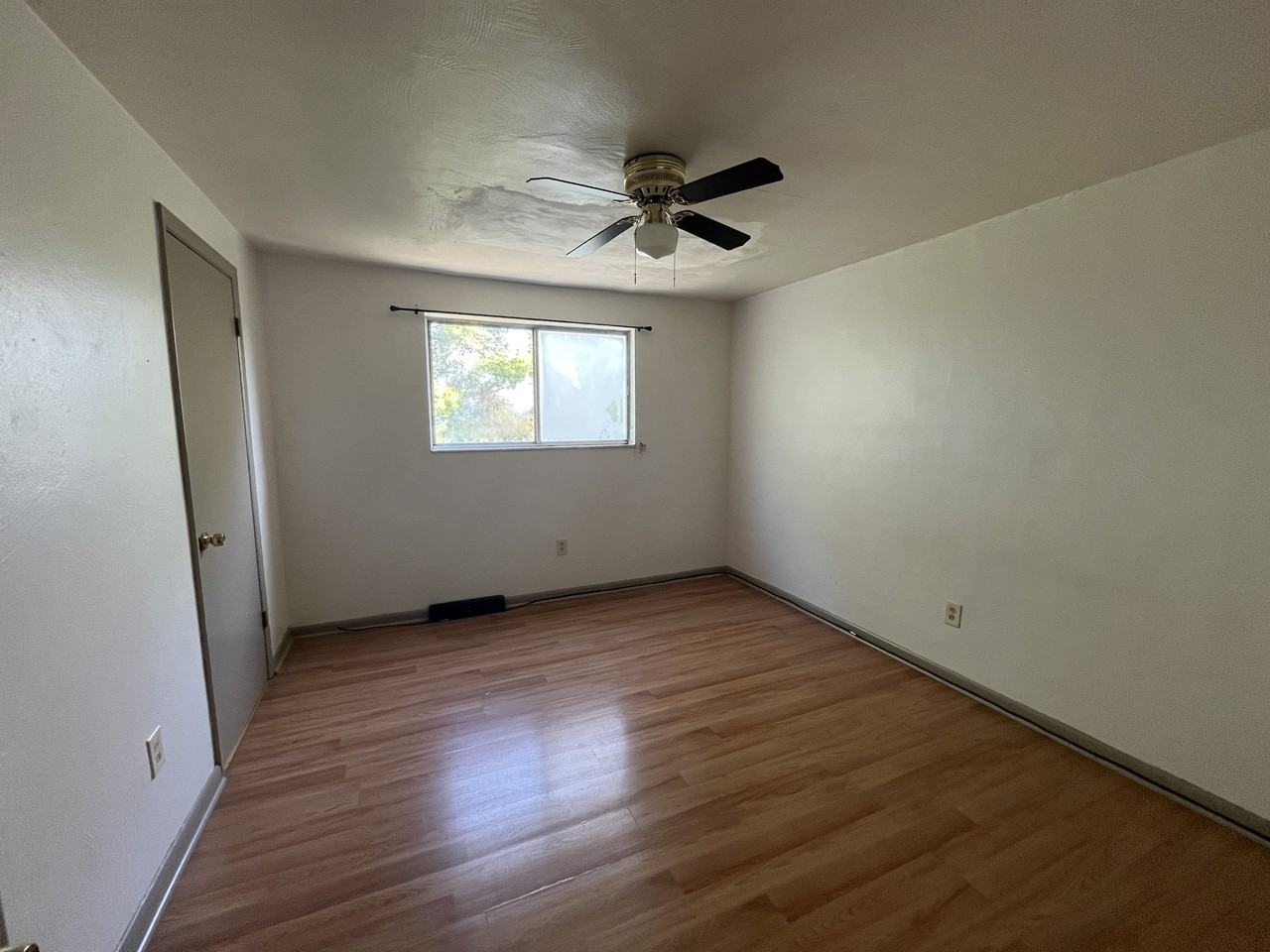 339 Dersam St #1 - Photo 5 of 5