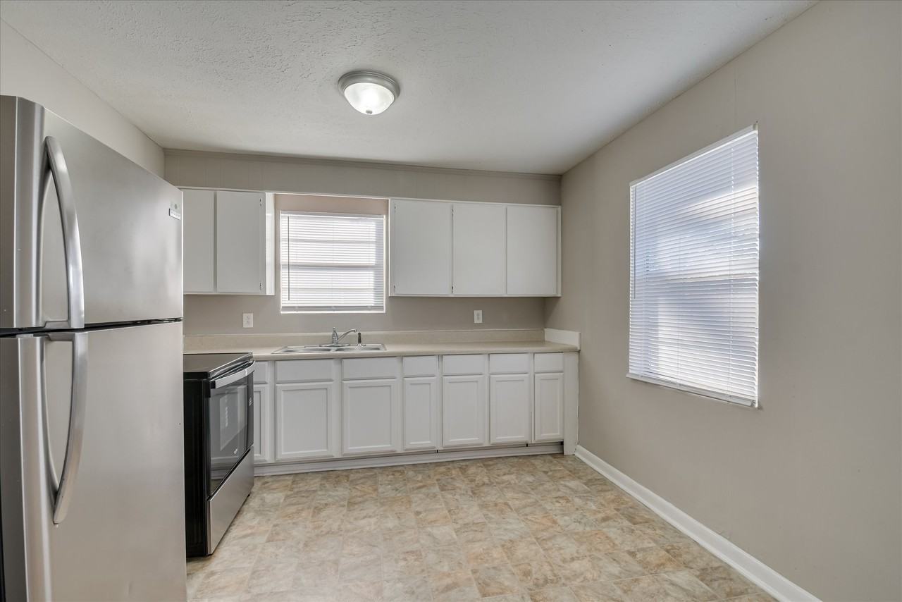 329B Verdery Dr #329BLANIER - Photo 4 of 14