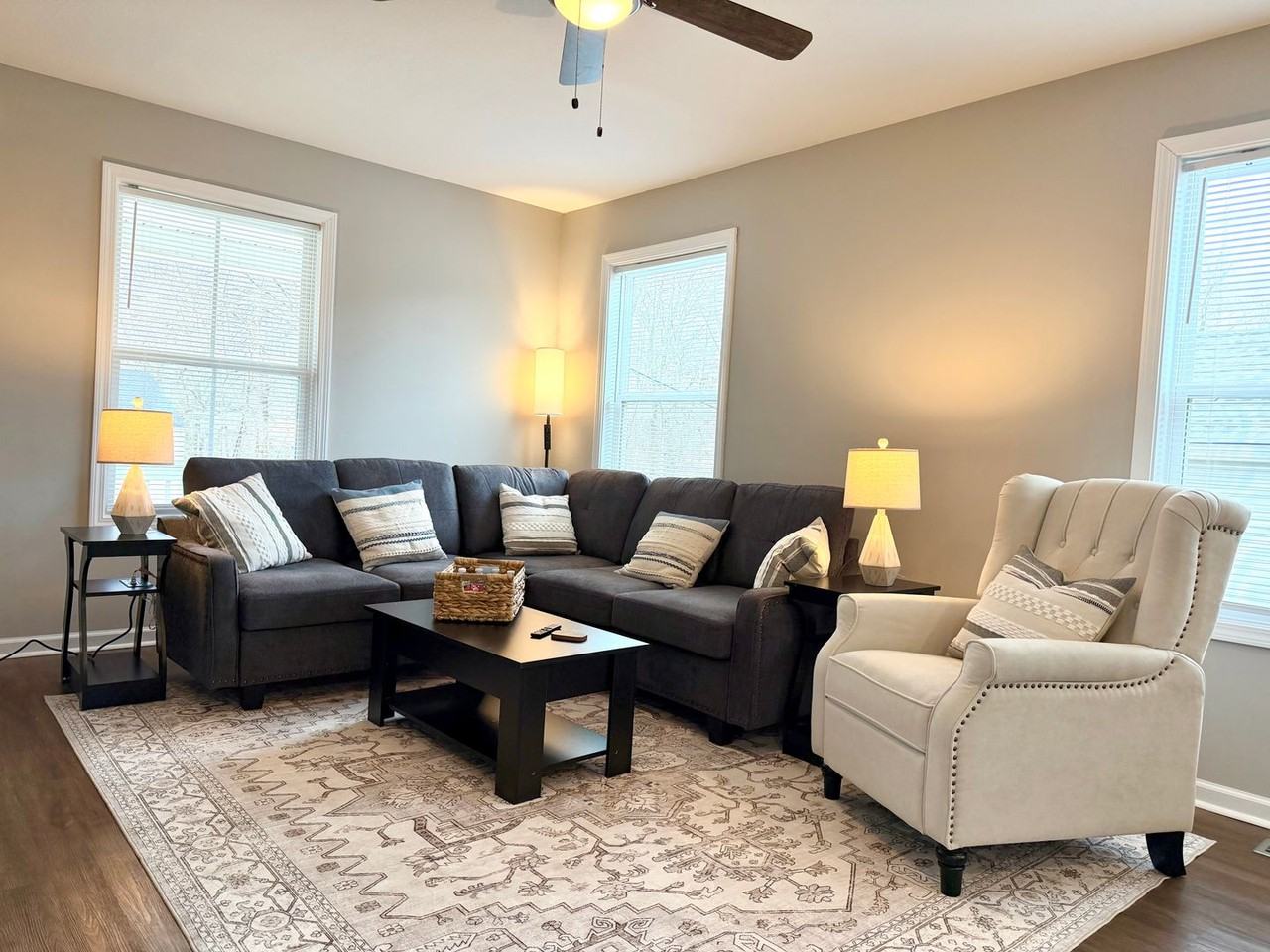 925 Woody Hills Dr - Photo 6 of 30