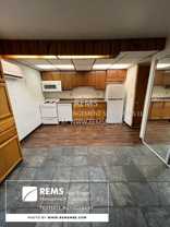 602 1/2 10th Ave Lowr #LOWER - Photo 1 of 1