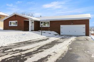 featured image of 1020 Grove St #1