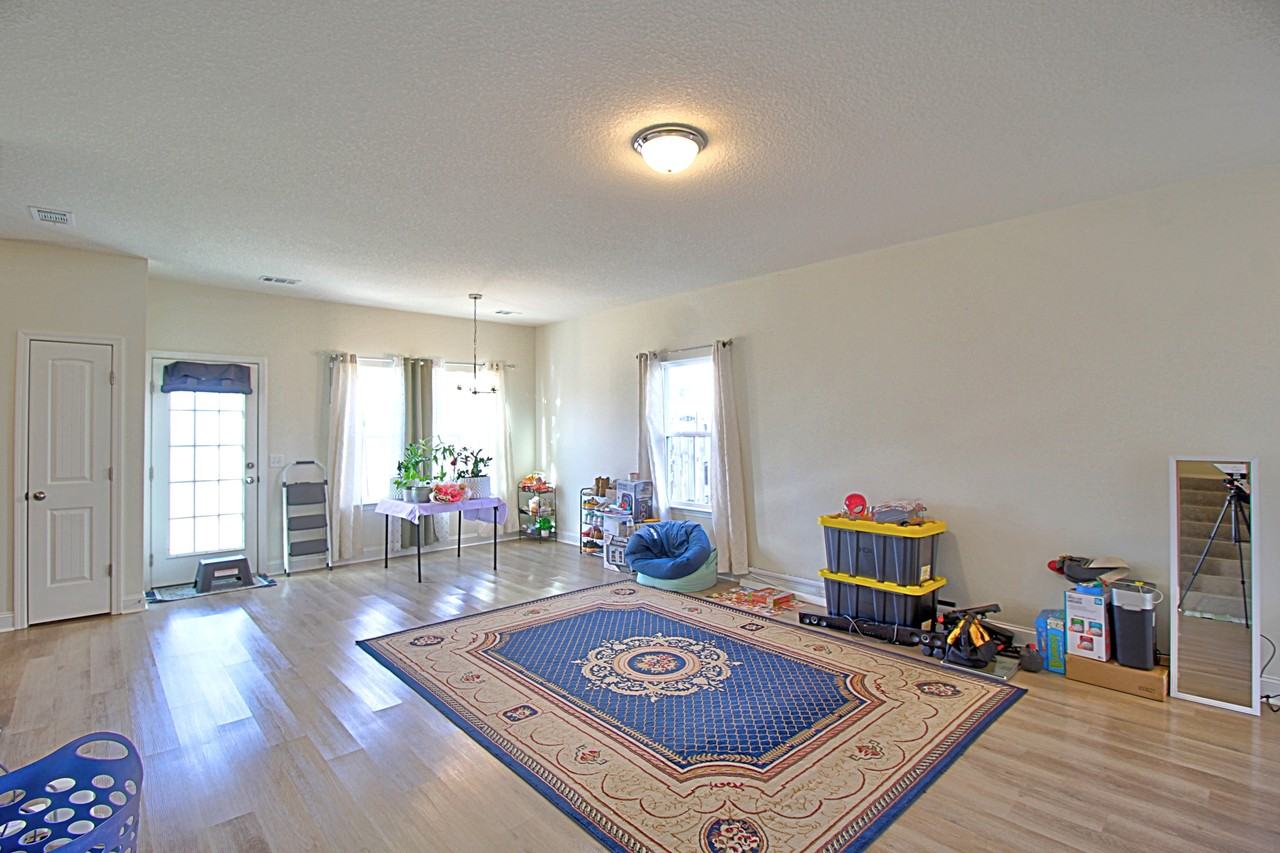 790 Grayson Ave #1 - Photo 3 of 27