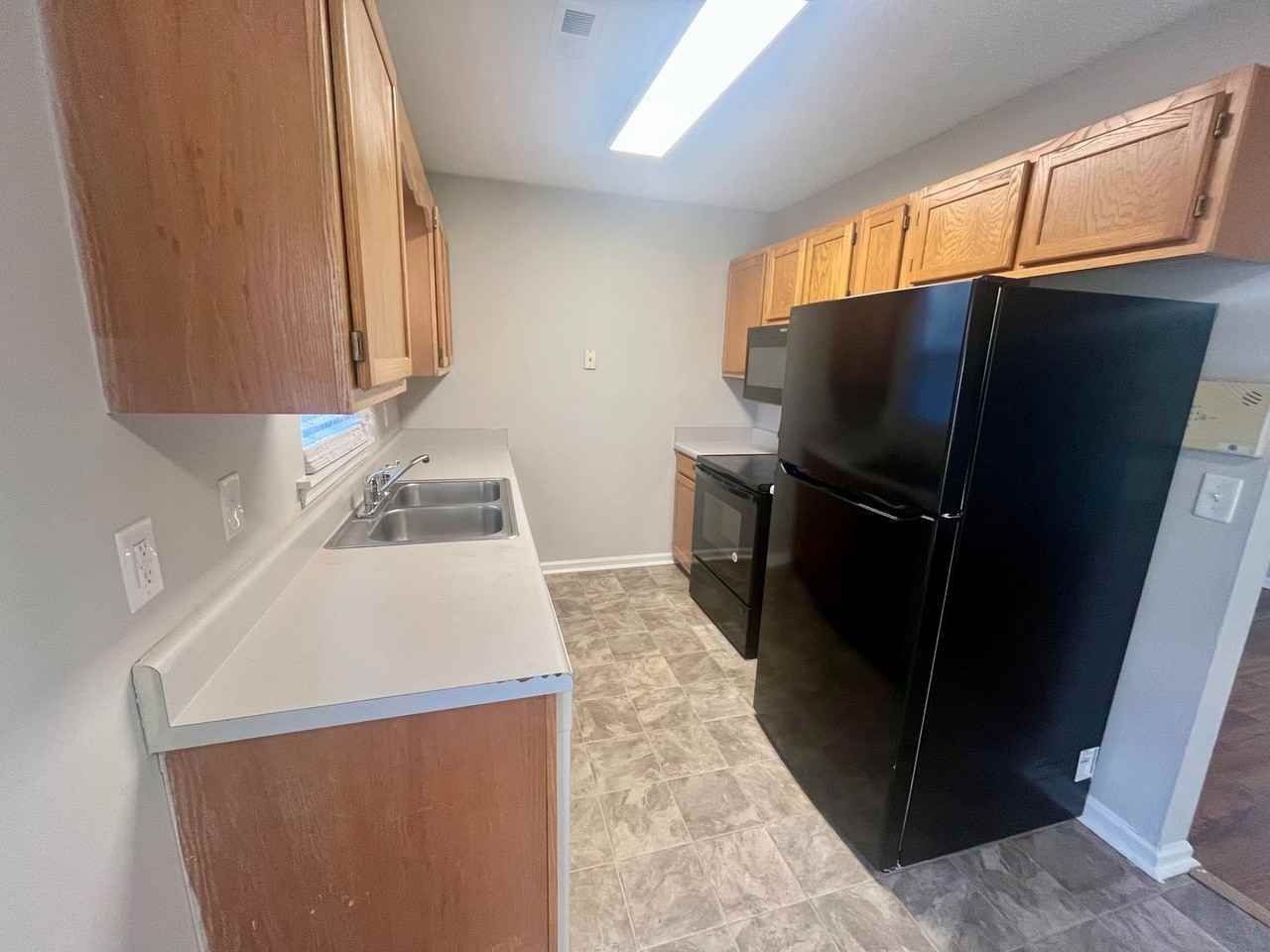 107 Franklin Dr - Photo 3 of 8