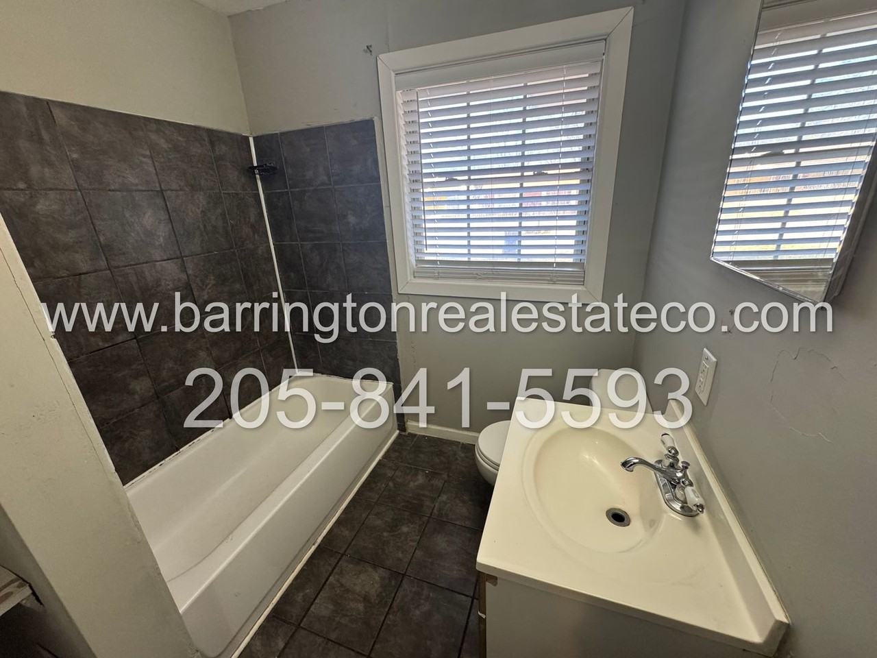 1808 Stone Rd - Photo 4 of 5