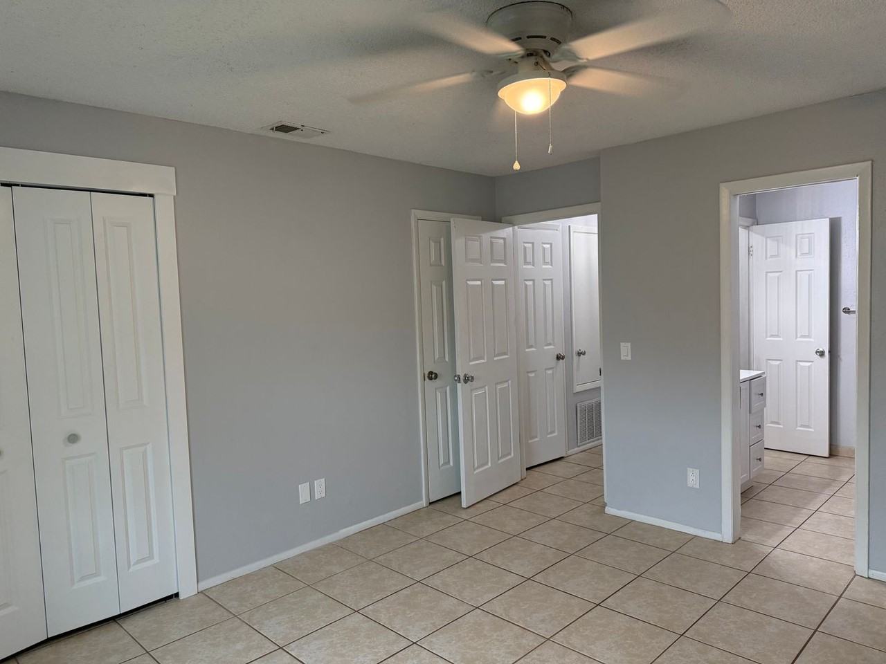 475 E Church Ave - Photo 2 of 18