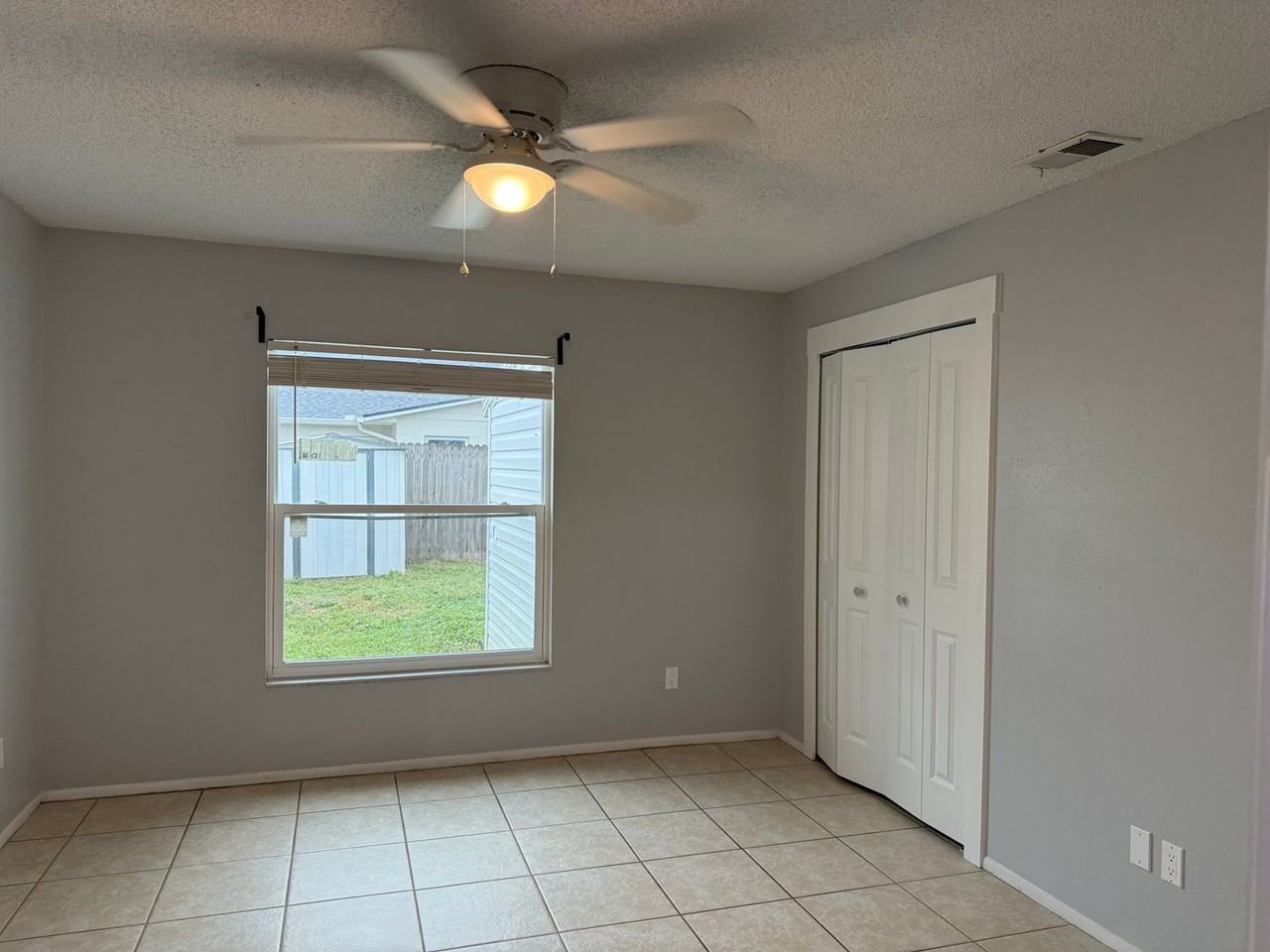 475 E Church Ave - Photo 4 of 18