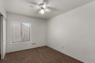 7331 W Paradise Dr - Photo 1 of 1