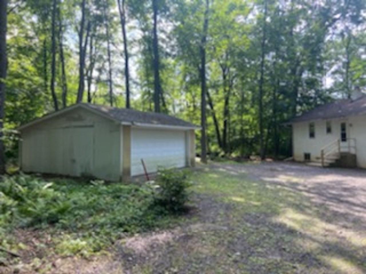 730 Lonely Cottage Rd - Photo 7 of 14