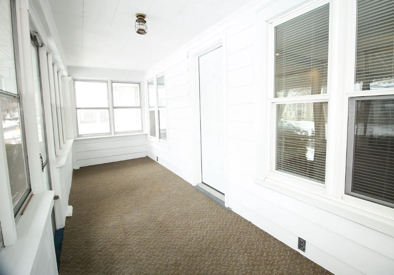 1516 39th St - Photo 2 of 18