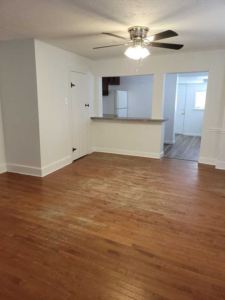 4138 Rhawn St - Photo 3 of 12