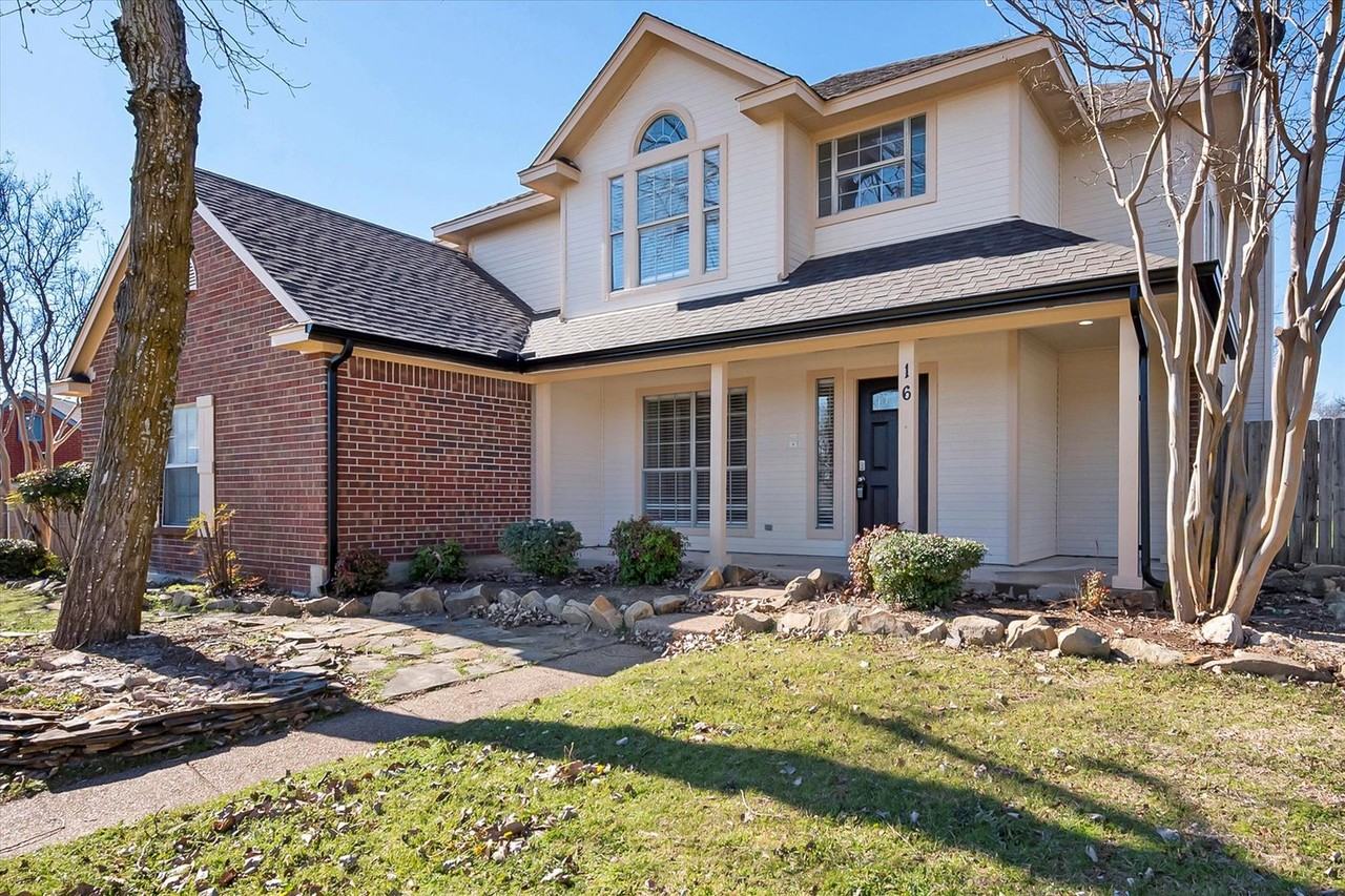 16 Atlantic Ave - Photo 4 of 31