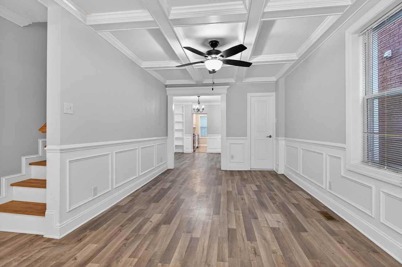 39 Carroll St - Photo 7 of 26