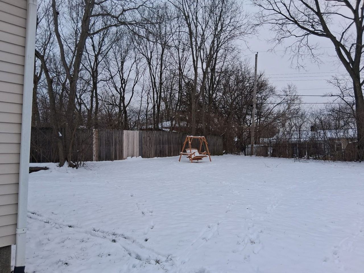 920 Louis St - Photo 6 of 22