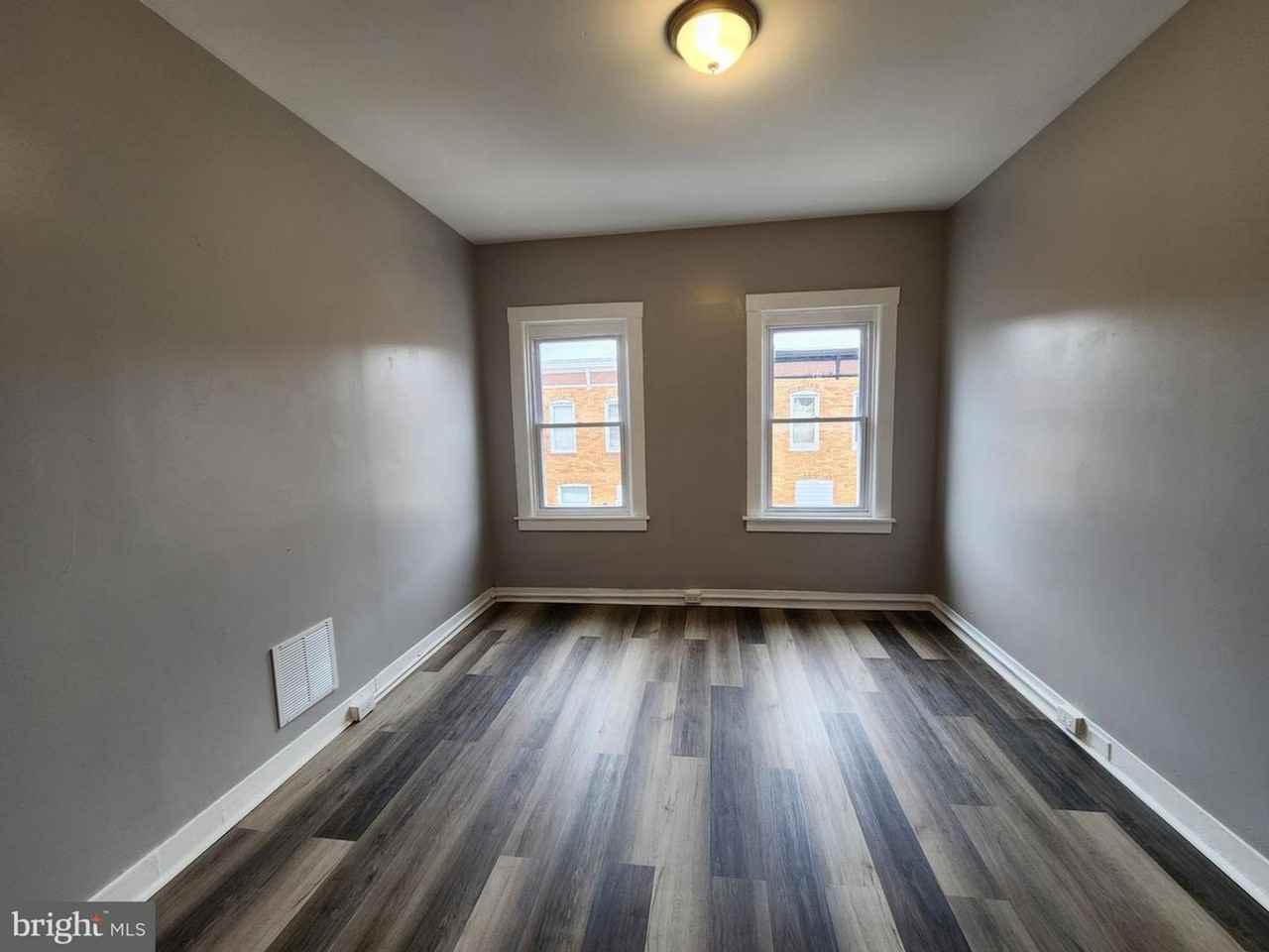 809 N Curley St - Photo 7 of 13