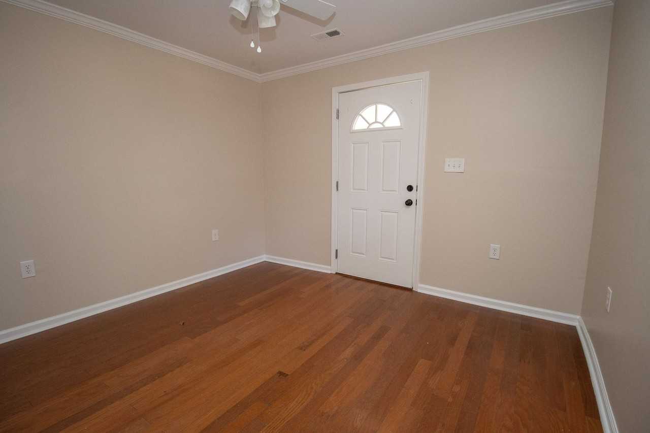 2241 Atascadero Dr - Photo 5 of 22