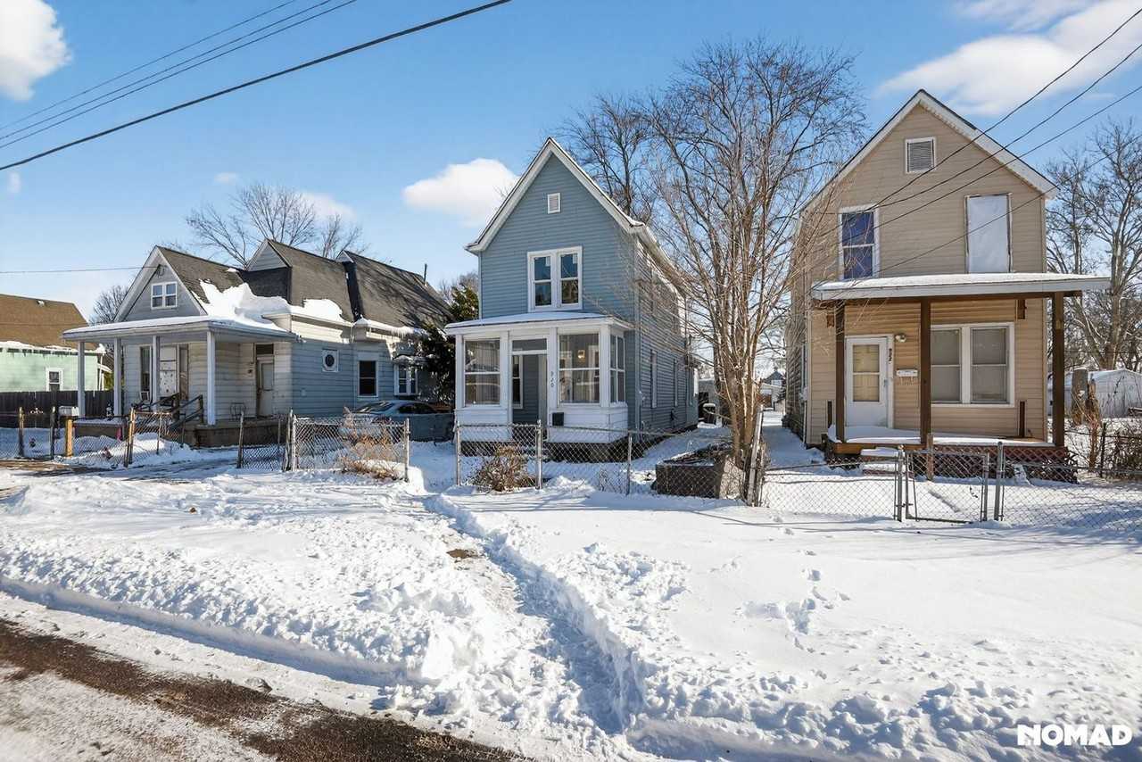 920 S Matthew St - Photo 4 of 28