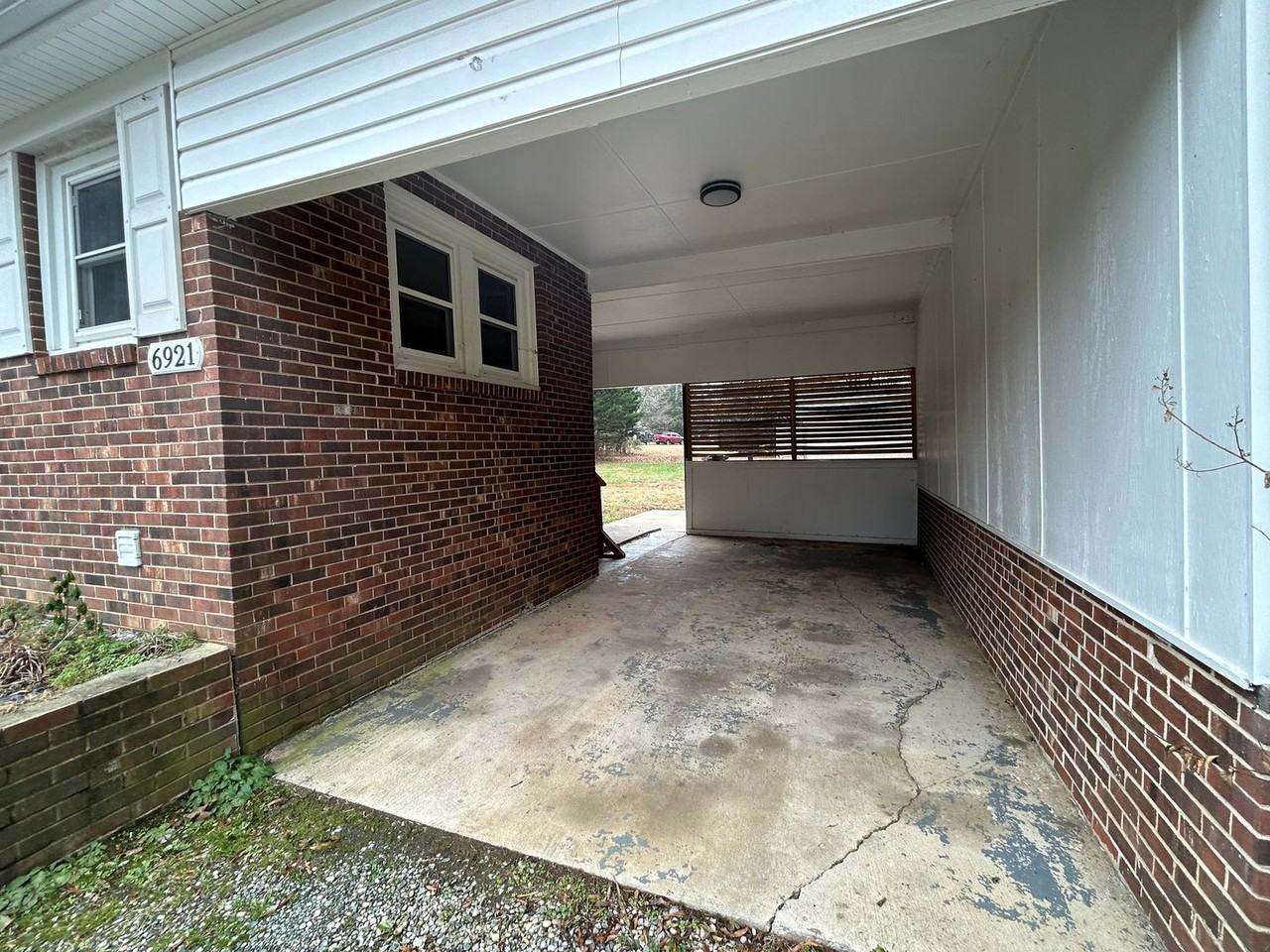 6921 Spencer Dixon Rd - Photo 3 of 13