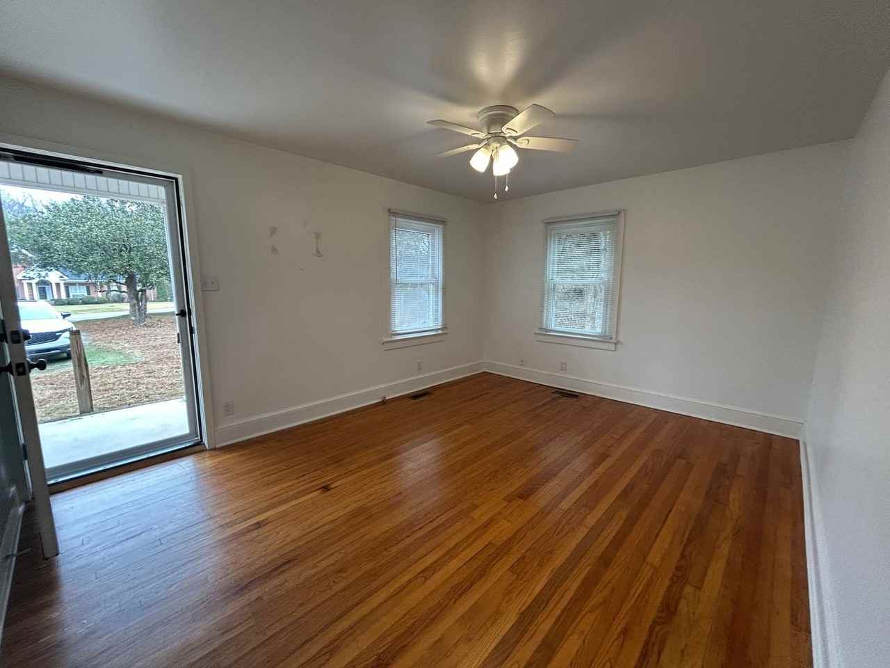 6921 Spencer Dixon Rd - Photo 5 of 13