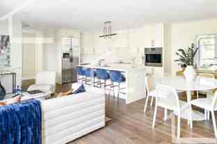 21 Kinmonth Rd - Photo 1 of 1