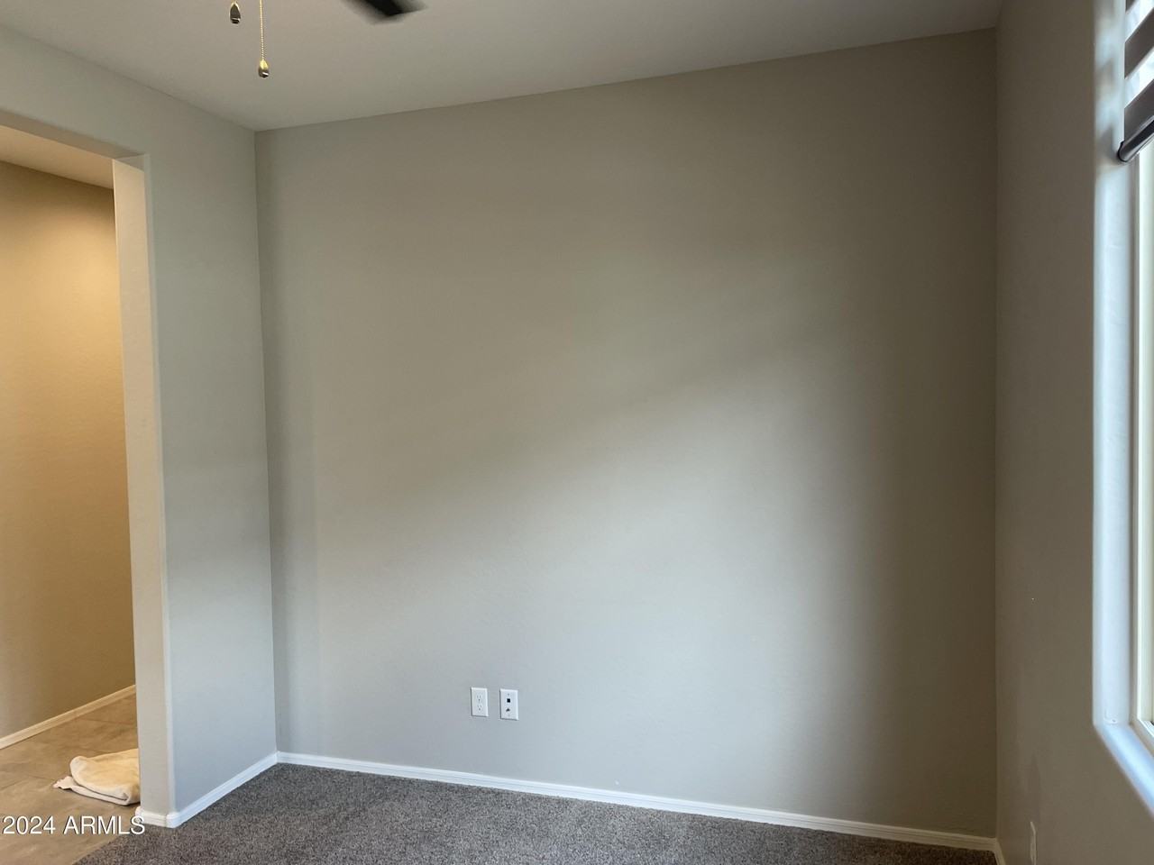 16607 W Mescal St - Photo 6 of 33