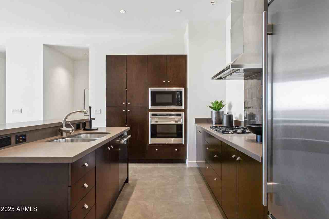 15215 N Kierland Blvd Unit 633 #633 - Photo 7 of 39