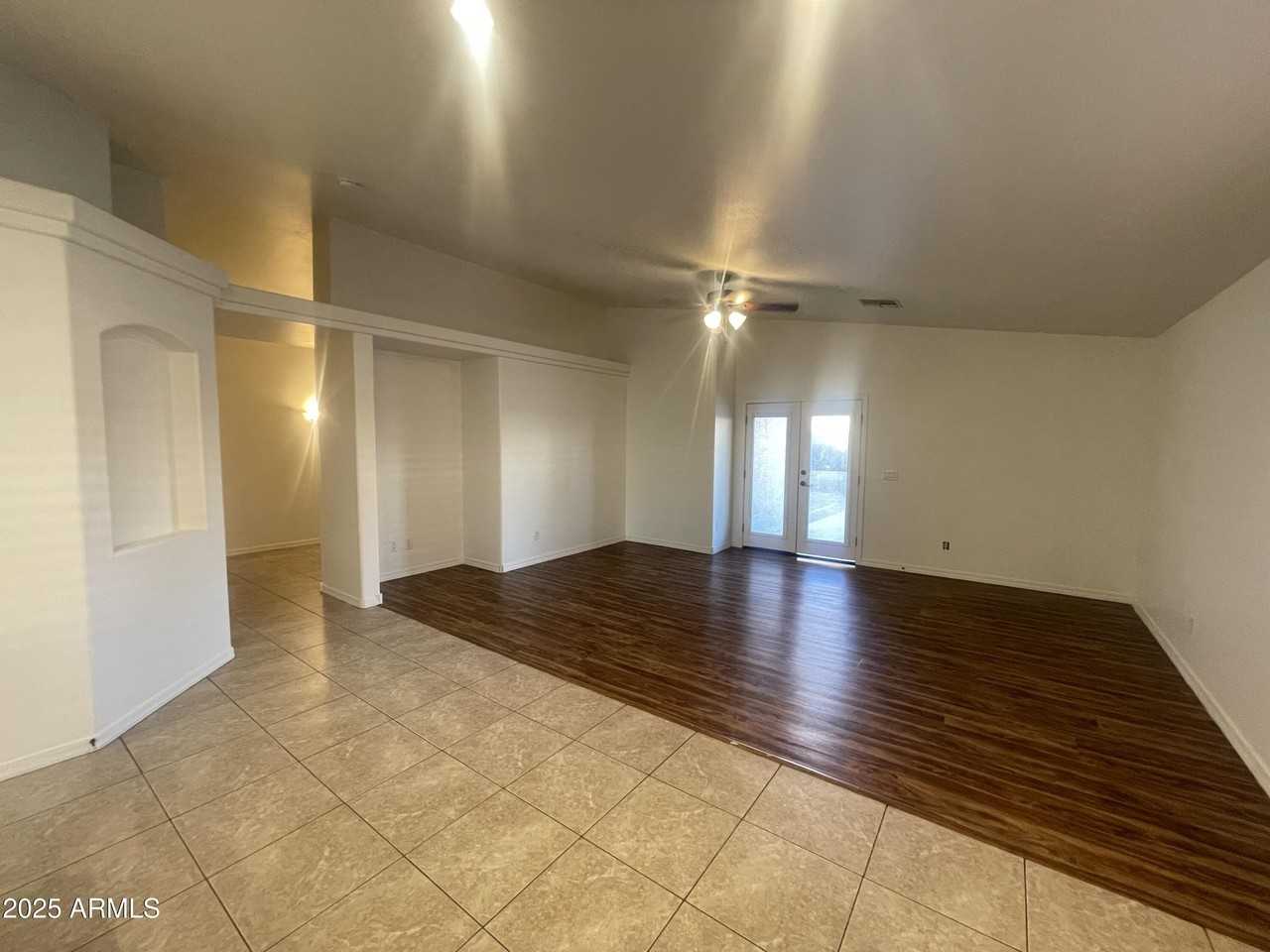 516 E Wolf Hollow Dr - Photo 7 of 19