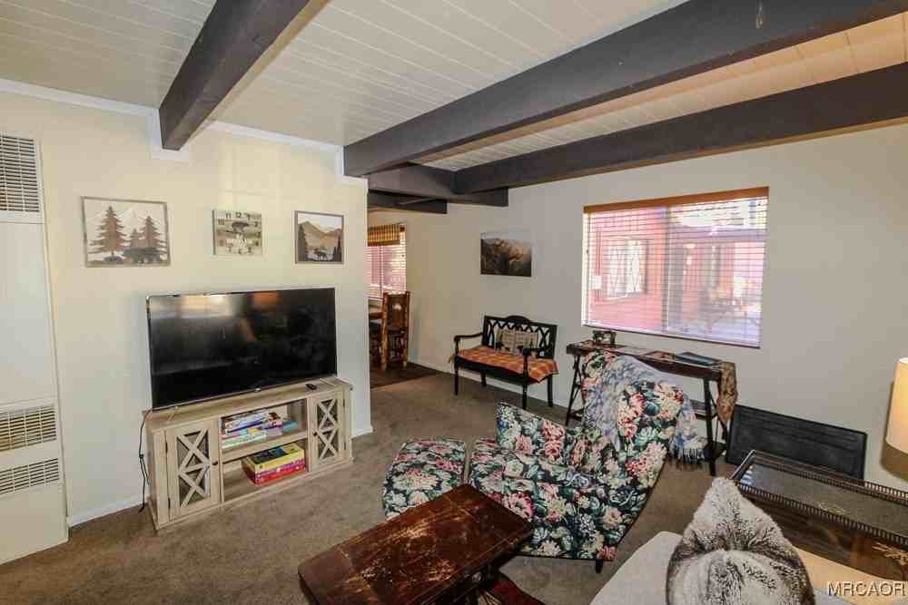 424 Elysian Blvd - Photo 5 of 31