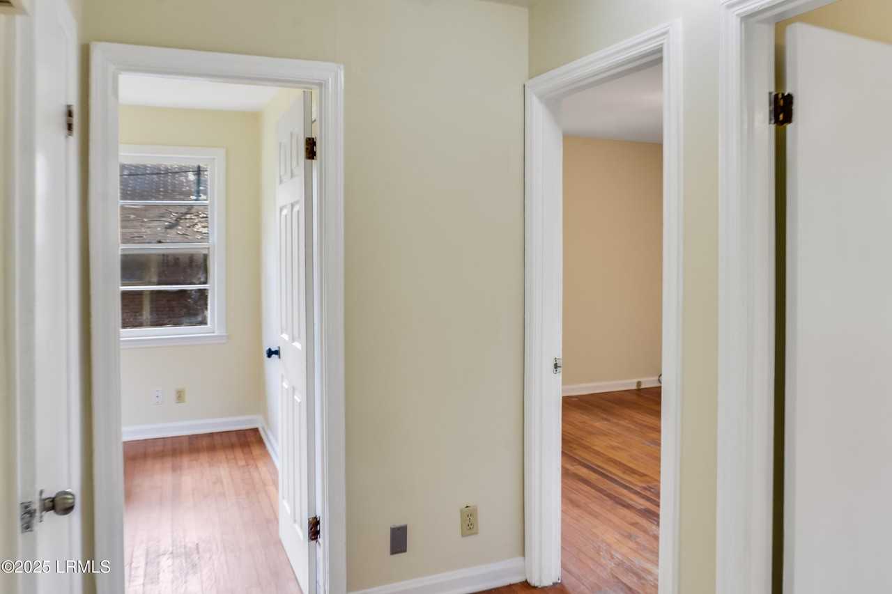 2912 3rd St - Photo 7 of 27