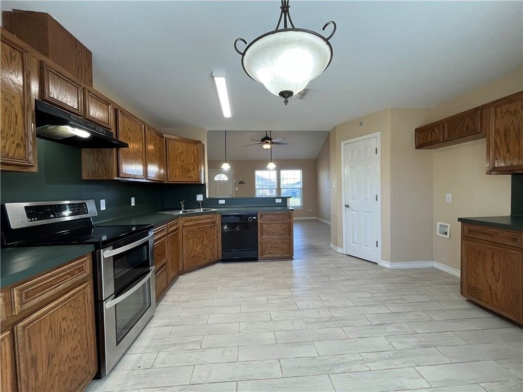 5613 Arboleda - Photo 6 of 22